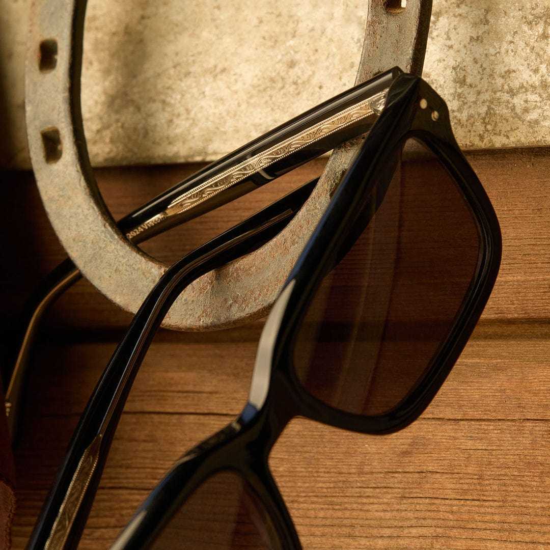 John Dutton by  DIFF x Yellowstone | Polarized Sunglasses